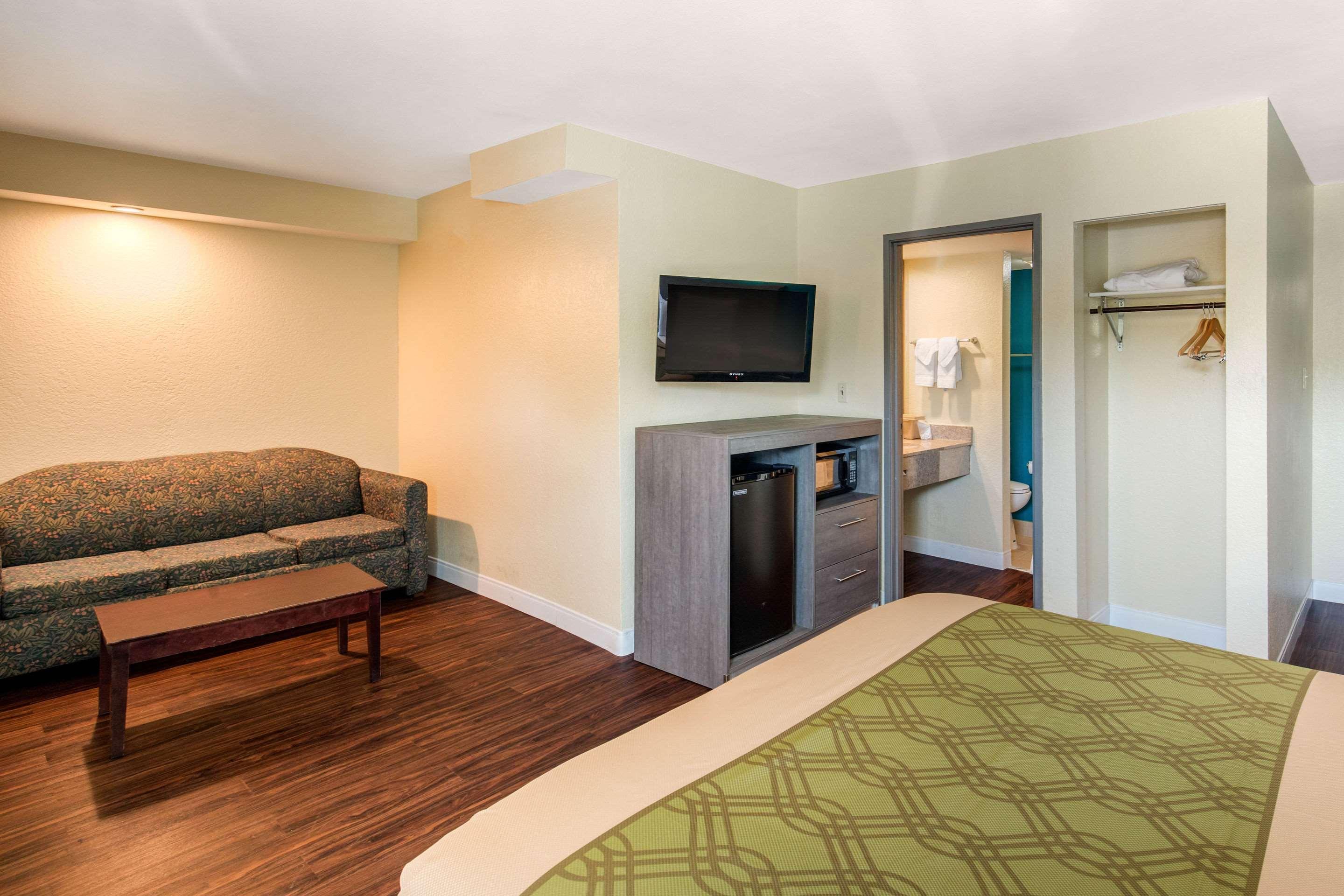 Quality Inn & Suites Richardson-Dallas Экстерьер фото